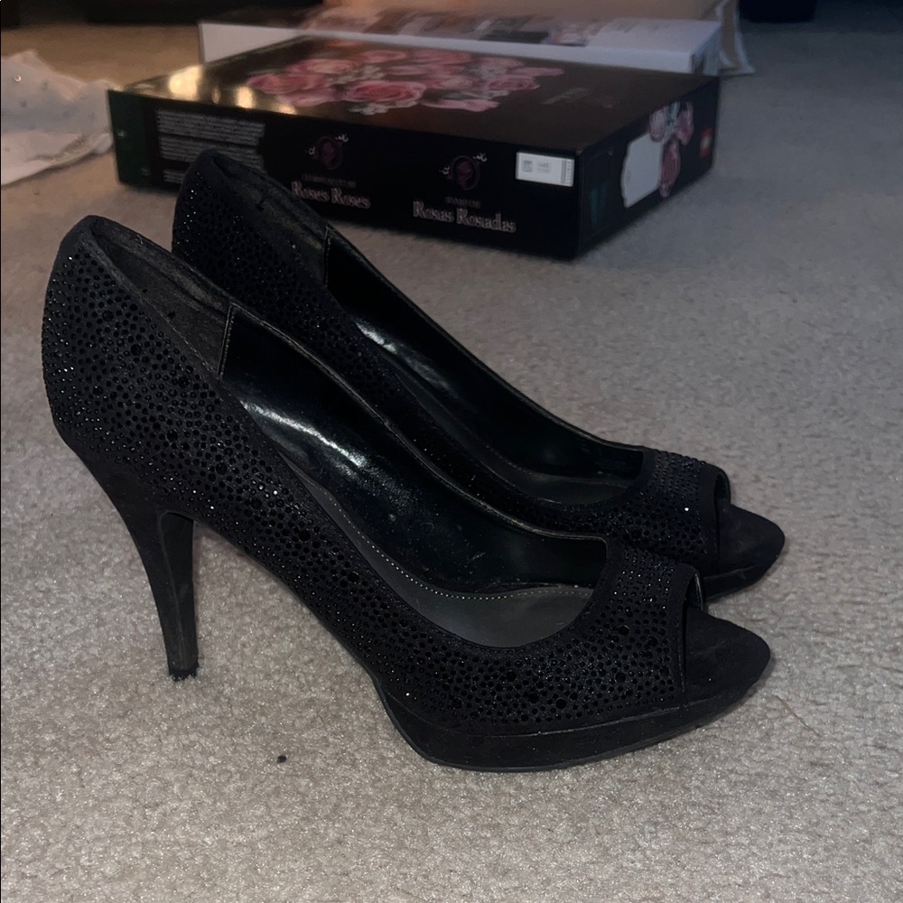 Fergalious black sparkly heels
